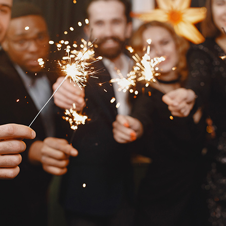 Personas Celebran y Dejan Mensaje de Ao Nuevo para la Conciliacin en Costa Rica